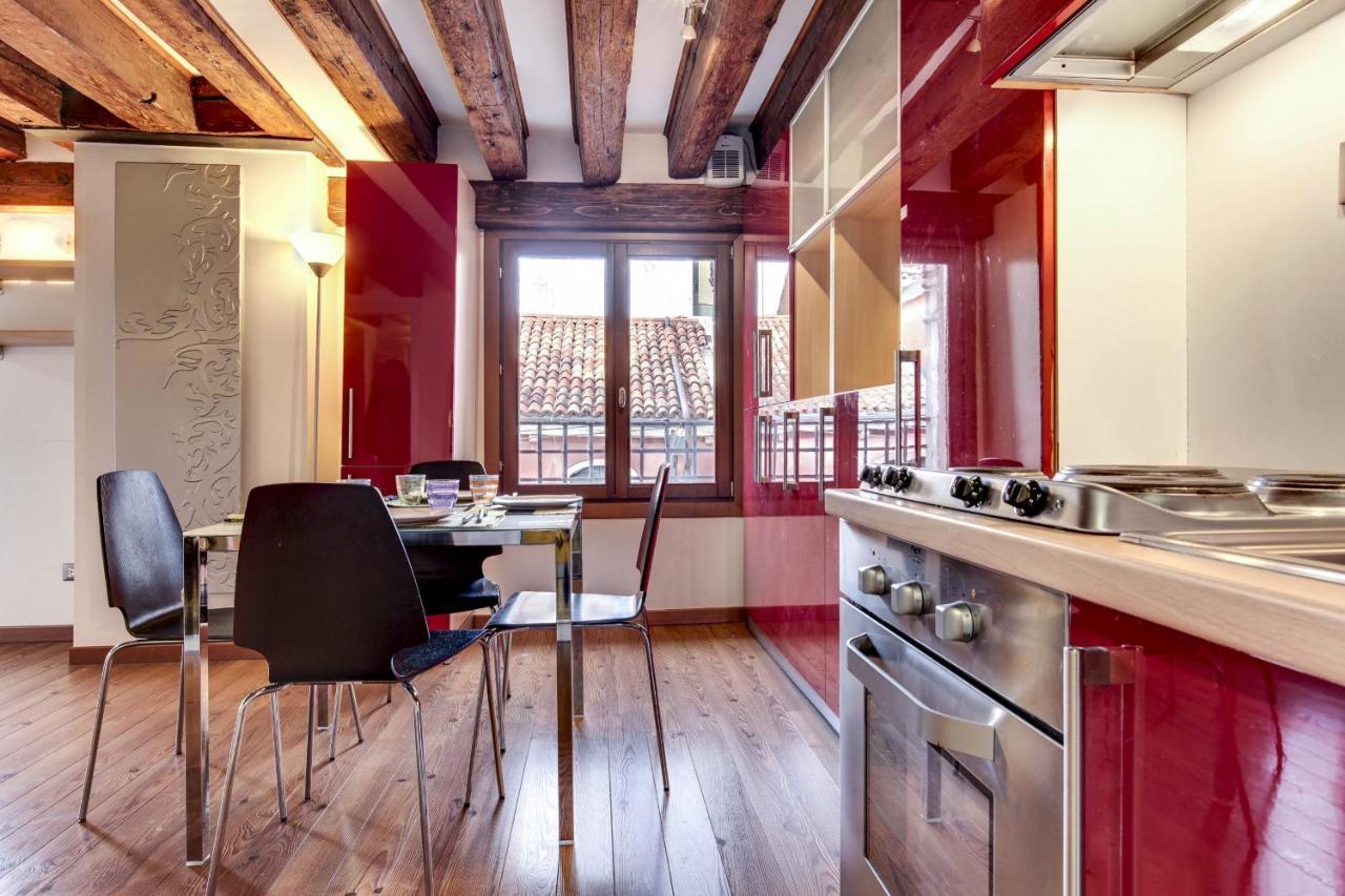 Residenza Valier - Rialto By Wonderful Italy Apartment Venice Exterior photo